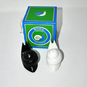Jonathon Adler Snail Salt & Pepper Set Happy Trails # 34809 NIB